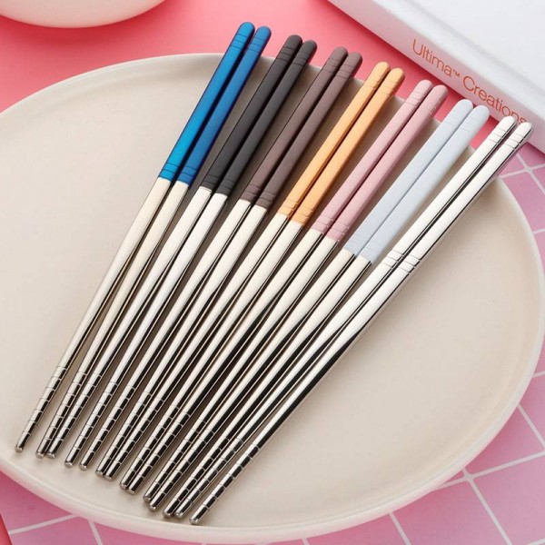 Bacchette tradizionali in acciaio inossidabile 18/10 Antiskid Stick Sushi Food Noodle Coreano giapponese Hashi 10 coppie