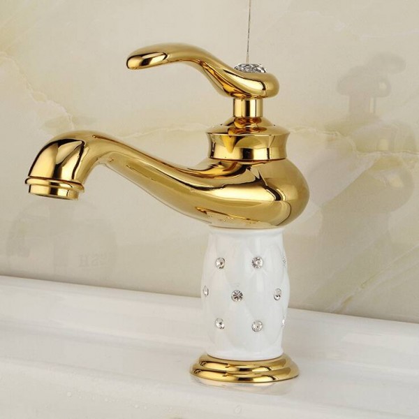 Rubinetteria per lavabo XT602, miscelatore a piano diamantato
