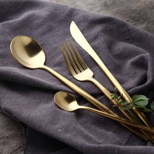 Set di posate in acciaio inossidabile occidentale in acciaio inossidabile 304 Coltello da tavola nobile Dessert Servizio da tavola Articoli da cucina Articoli per la tavola Caffè in oro puro