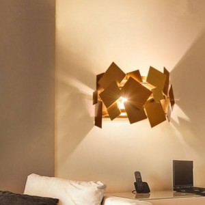 Abajur Wandlamp Arte moderna Acciaio inossidabile Piatto quadrato deformabile Lampada da parete Moda Camera da letto Lampade da comodino