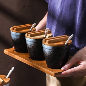 Legno di bambù Ceramica Condimento A forma di botte Vasetti di spezie Set per pentole Sale Pepe Agitatori Spruzzi di condimento Utensili da cucina