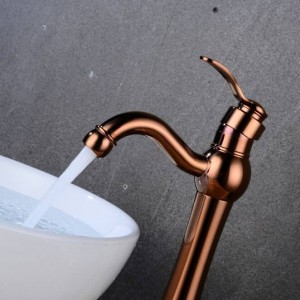 Rubinetto per lavabo Rubinetto per lavandino Rubinetti oro / nero Rubinetteria per lavabo Miscelatore monocomando Foro per ponte Lavaggio miscelatore a freddo caldo Gru XT839