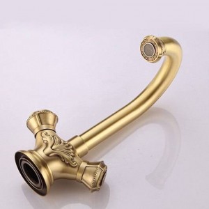 Rubinetti per lavabo Ottone Antico Deck Mounted Kitchen Bathroom Sink Faucets Doppia maniglia Vintage Carving Miscelatore per miscelatore a freddo caldo LD10121AAB