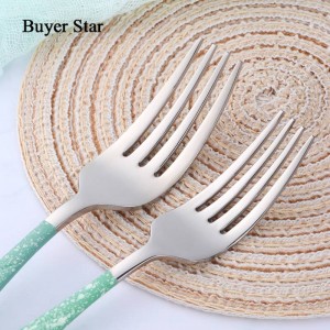 5 pezzi / set Set di posate Western in acciaio inossidabile Coltello da tavola Set di posate da tavola per piatti da cucina in vendita calda
