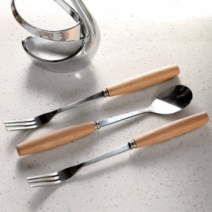 Base per cigno in lega di zinco creativa Set di forchette in acciaio inossidabile Base Combinazione di stoviglie per caffè occidentale Kit di posate