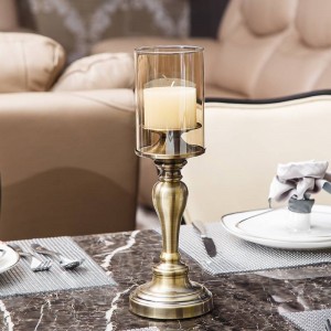 Candeliere europeo in metallo Decorazione Salotto di lusso Decorazione da tavola Western Restaurant Modello Soft Decoration Crafts