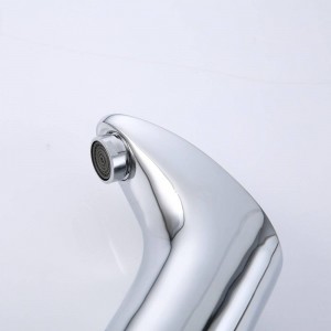 Rubinetto Sensore Bagno Mani automatiche Tocco Libero risparmio idrico Rubinetto elettrico induttivo Rubinetto del bacino di alimentazione della batteria XR8802