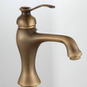 Miscelatore per lavabo stile europeo antico monocomando per lavabo in stile antico 7502