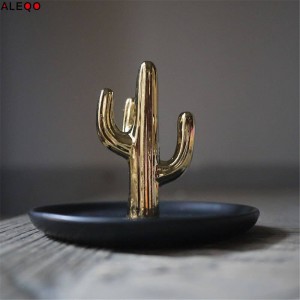 Tavolo da ufficio in ceramica con cactus in oro e ceramica Vogue Chic Elegante frutta di lusso Scrivania da ufficio Organizer decorativo da scrivania