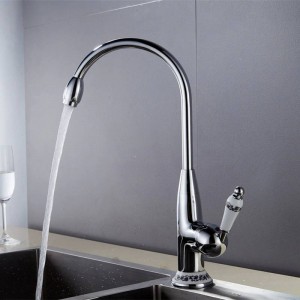 Rubinetti da cucina Rubinetto antico / cromato per miscelatore da cucina con gru in ceramica Miscelatori per acqua calda e fredda per lavello da cucina LAD-130