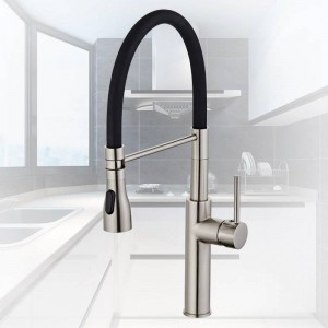 Rubinetti da cucina Cromo Lavello da cucina Gru Montaggio a ponte Tirare giù Doppio ugello spruzzatore Torneira De Cozinha Miscelatori Rubinetti acqua LK-9910