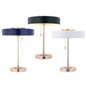 Lampade da tavolo moderne a LED da comodino per camera da letto in metallo LOFT Illuminazione domestica per interni Lampada da scrivania Scrivania Studio Lampade da tavolo in ferro battuto Decorazione