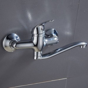 Tubo di uscita 250mm Rubinetto per vasca da bagno color cromo Rubinetti per bagno in ottone Set doccia calda e fredda XT367