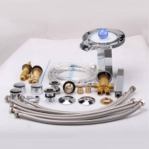 Nuovi rubinetti a LED per lavabo a cascata a cascata Rubinetti per montaggio su ponte Colore cromato Forma quadrata Rubinetto per bagno caldo e freddo XT372