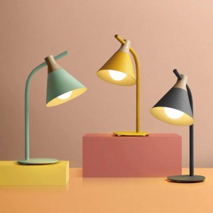 Nordic Creativity Led Bambini Eye Protect Studio Lampada da tavolo Camera da letto da ufficio Lampada da scrivania da comodino Foyer Light Art