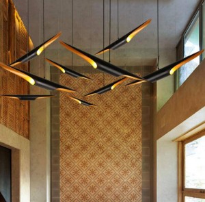 Nordic Delightfull Coltrane Oblique Lampadario a tubo in alluminio Illuminazione per ristorante Bar Cafe Deco Lampade a sospensione a LED