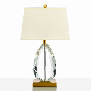 Lampada da tavolo a cristallo a led nordico Camera da letto Soggiorno Lampade da tavolo a LED dell'hotel Illuminazione da comodino Lampada da scrivania decorativa Lampada da scrivania