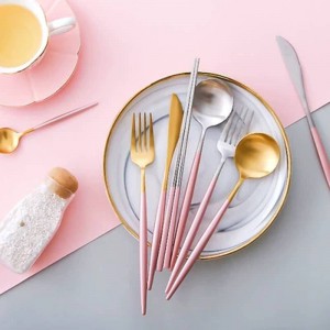 Set di stoviglie di colore rosa Set di posate in acciaio inossidabile 304 Set di coltelli da pranzo Set di posate da cucina Cucina occidentale Set da cucina Regalo di nozze
