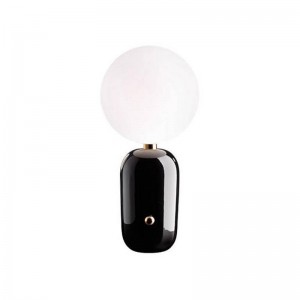 Lampada da tavolo semplice Lampada da tavolo in stile moderno Lampada in metallo Oro nero Vetro satinato Deco Lampe Lampada creativa G9 Lampadina a led Luce nordica